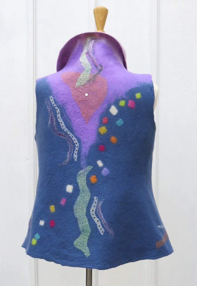 Sample Fibre Artwork of Carolyn Bernett 2